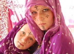 8e9c4a8ba9a675d95abdf24ff0861742--facial-tattoos-woman-tattoos.jpg