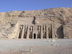 Abusimbel2.jpg