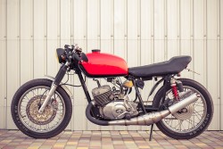 1982-IZHevsk-Jupiter-4-350cc-Cafe-Racer-by-Vadym-5.jpg