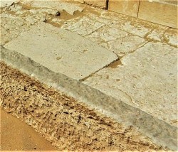 saqqara-pict0141 - Пирамида Унаса, рядом, на дороге к ней (восток)_ФР1.jpg