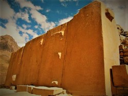 Sacred-Valley-Ollantaytambo-Temple-Sun - ВНИЗУ 6-ГО БЛОКА ТОЖЕ ЕСТЬ ПИПКА.jpg